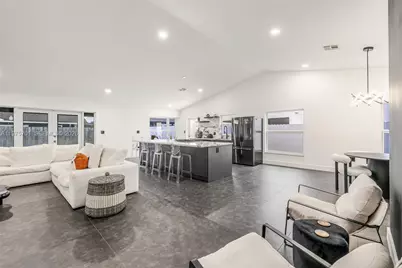 16101 SW 73rd St, Miami, FL 33193 - Photo 9
