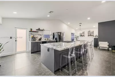 16101 SW 73rd St, Miami, FL 33193 - Photo 11