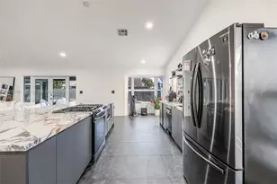 16101 SW 73rd St, Miami, FL 33193 - Photo 15