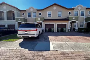 748 NE 34th Ave, Homestead, FL 33033 - Photo 1