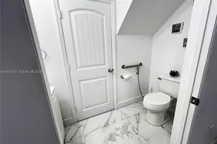 748 NE 34th Ave, Homestead, FL 33033 - Photo 9