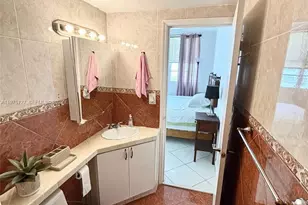 905 Brickell Bay Dr, Miami, FL 33131 - Photo 17