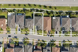 4409 SW 173rd Ave, Miramar, FL 33029 - Photo 3