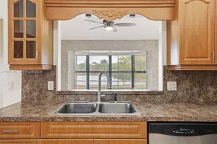 5250 King Arthur Ave, Davie, FL 33331 - Photo 23