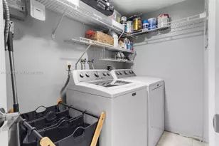 4169 S Pine Island Rd, Davie, FL 33328 - Photo 27