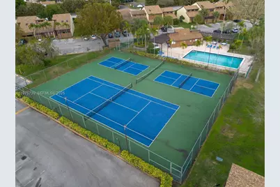 4169 S Pine Island Rd, Davie, FL 33328 - Photo 31