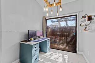 4169 S Pine Island Rd, Davie, FL 33328 - Photo 25