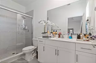 21018 NE 8th Ave, Miami, FL 33179 - Photo 47