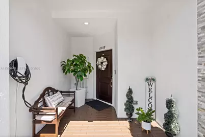 21018 NE 8th Ave #21018, Miami, FL 33179 - Photo 11