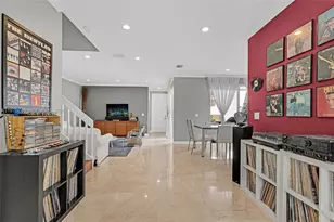 1425 Weeping Willow Way, Hollywood, FL 33019 - Photo 17