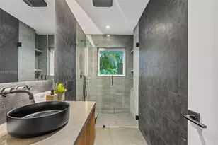 4800 Bay Point Rd, Miami, FL 33137 - Photo 41