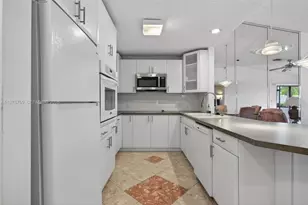 6708 N Pine Island Rd, Tamarac, FL 33321 - Photo 11