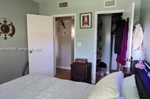 1301 N 12th Ct, Hollywood, FL 33019 - Photo 13