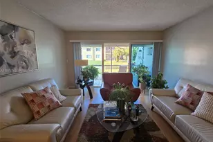 140 Lakeview Dr, Weston, FL 33326 - Photo 3