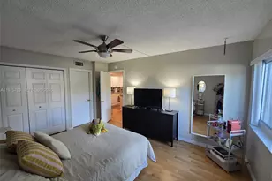 140 Lakeview Dr, Weston, FL 33326 - Photo 19