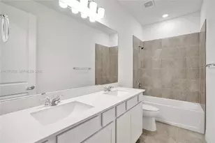 8339 NW 7th Pl, Plantation, FL 33324 - Photo 9