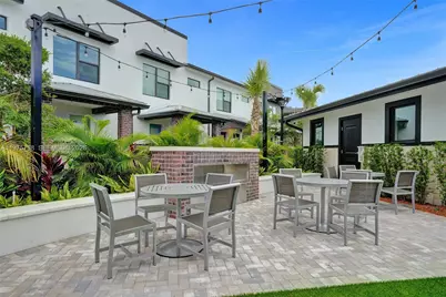 8339 NW 7th Pl, Plantation, FL 33324 - Photo 23