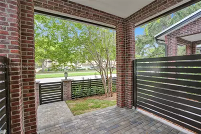 8339 NW 7th Pl, Plantation, FL 33324 - Photo 17