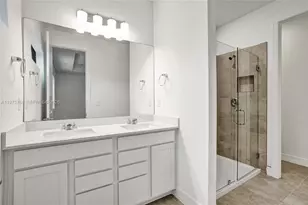 8339 NW 7th Pl, Plantation, FL 33324 - Photo 5