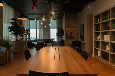 121 NE 5th St #2411, Miami, FL 33132 - Photo 43