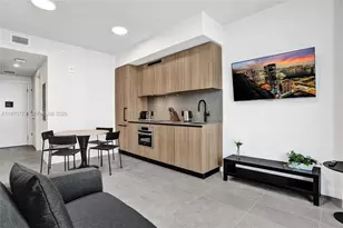 121 NE 5th St, Miami, FL 33132 - Photo 7