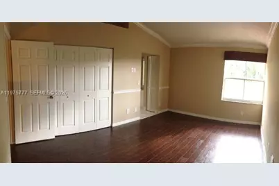 7506 NW 3rd Ct, Plantation, FL 33317 - Photo 9