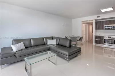 488 NE 18th St #4302, Miami, FL 33132 - Photo 3
