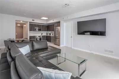 488 NE 18th St #4302, Miami, FL 33132 - Photo 9