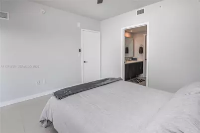 488 NE 18th St #4302, Miami, FL 33132 - Photo 11