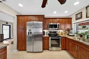 13022 SW 113th Pl, Miami, FL 33176 - Photo 17