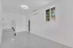 910 NW 133rd St, North Miami, FL 33168 - Photo 19