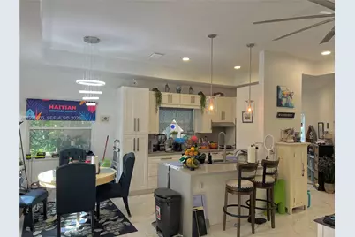 8320 SW 12th Street, Pembroke Pines, FL 33025 - Photo 11