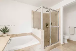 3330 NE 190th St, Aventura, FL 33180 - Photo 9