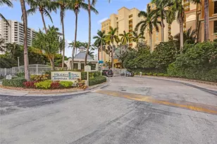 3330 NE 190th St, Aventura, FL 33180 - Photo 29