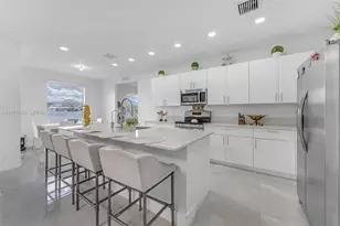 19866 SW 320th St, Homestead, FL 33030 - Photo 11