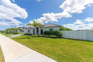 19866 SW 320th St, Homestead, FL 33030 - Photo 3