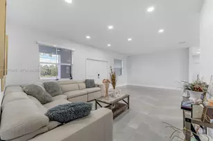 19866 SW 320th St, Homestead, FL 33030 - Photo 5