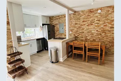 17021 N Bay Rd #219, Sunny Isles Beach, FL 33160 - Photo 3