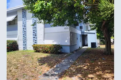 2201 NE 172nd St #3, North Miami Beach, FL 33160 - Photo 7