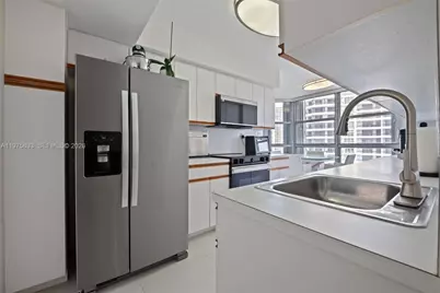 19101 NE 36th Ct #1407, Aventura, FL 33180 - Photo 11