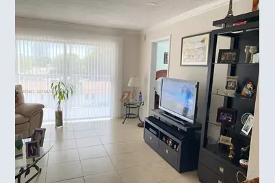 329 SE 3rd St #305S, Hallandale Beach, FL 33009 - Photo 7