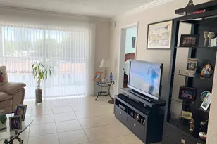 329 SE 3rd St, Hallandale Beach, FL 33009 - Photo 7