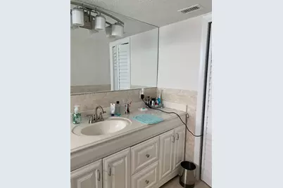 329 SE 3rd St #305S, Hallandale Beach, FL 33009 - Photo 15