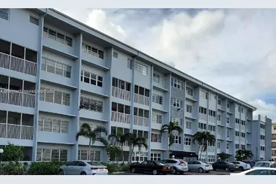 329 SE 3rd St #305S, Hallandale Beach, FL 33009 - Photo 3