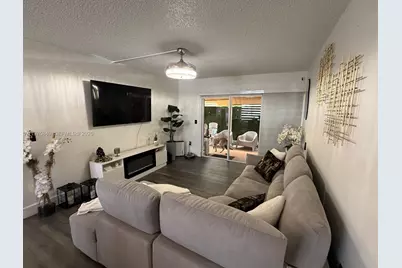 6255 Kendale Lakes Cir #128, Miami, FL 33183 - Photo 3