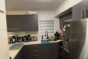 6255 Kendale Lakes Circle, Miami, FL 33183 - Photo 7