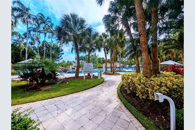3300 NE 191st St #1208, Aventura, FL 33180 - Photo 23