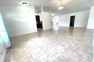 9604 NW 49th St, Sunrise, FL 33351 - Photo 5