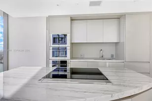 18975 Collins Ave, Sunny Isles Beach, FL 33160 - Photo 17