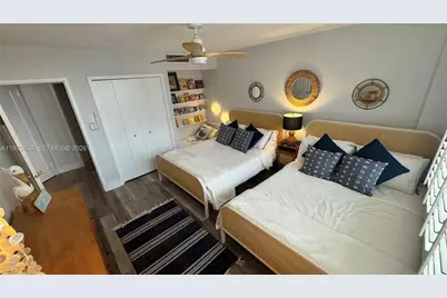 5161 Collins Ave #1012, Miami Beach, FL 33140 - Photo 11